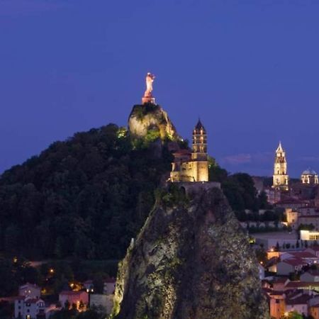 Bel Appartement Au Coeur Du Puy En Velay Le Puy-en-Velay Kültér fotó